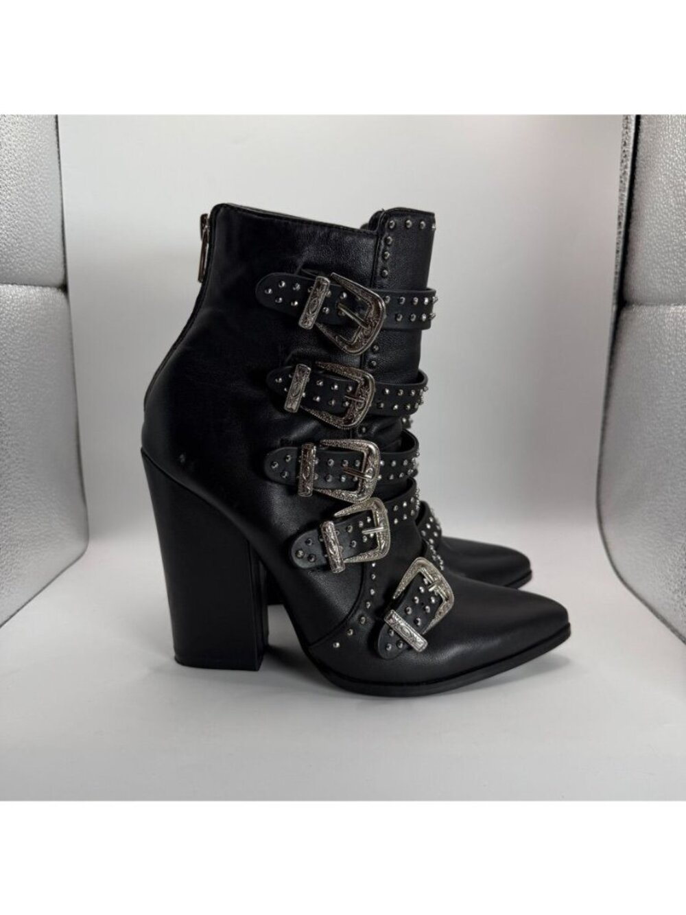 Steve Madden Buckle Strap Ankle Boots Block Heels Back Zipper Women Size 8.5 M